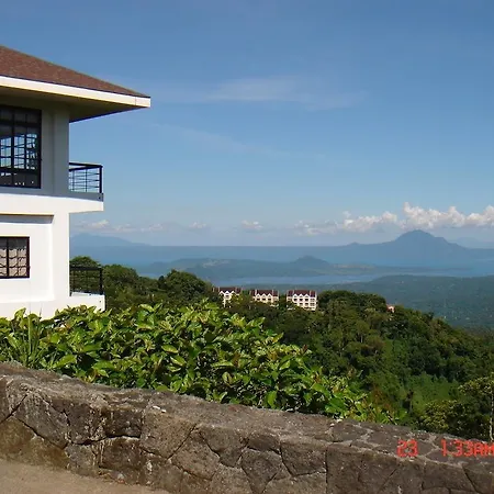 Potter'S Ridge Tagaytay Hotel